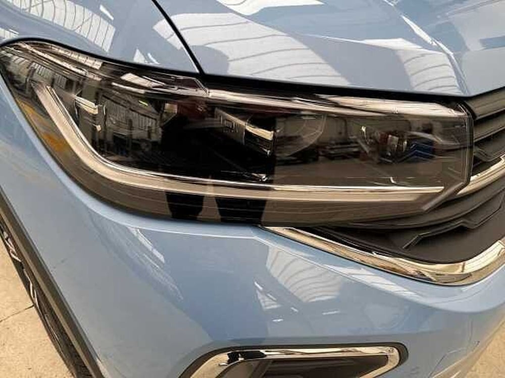 Volkswagen T-Cross nuova a Napoli (9)