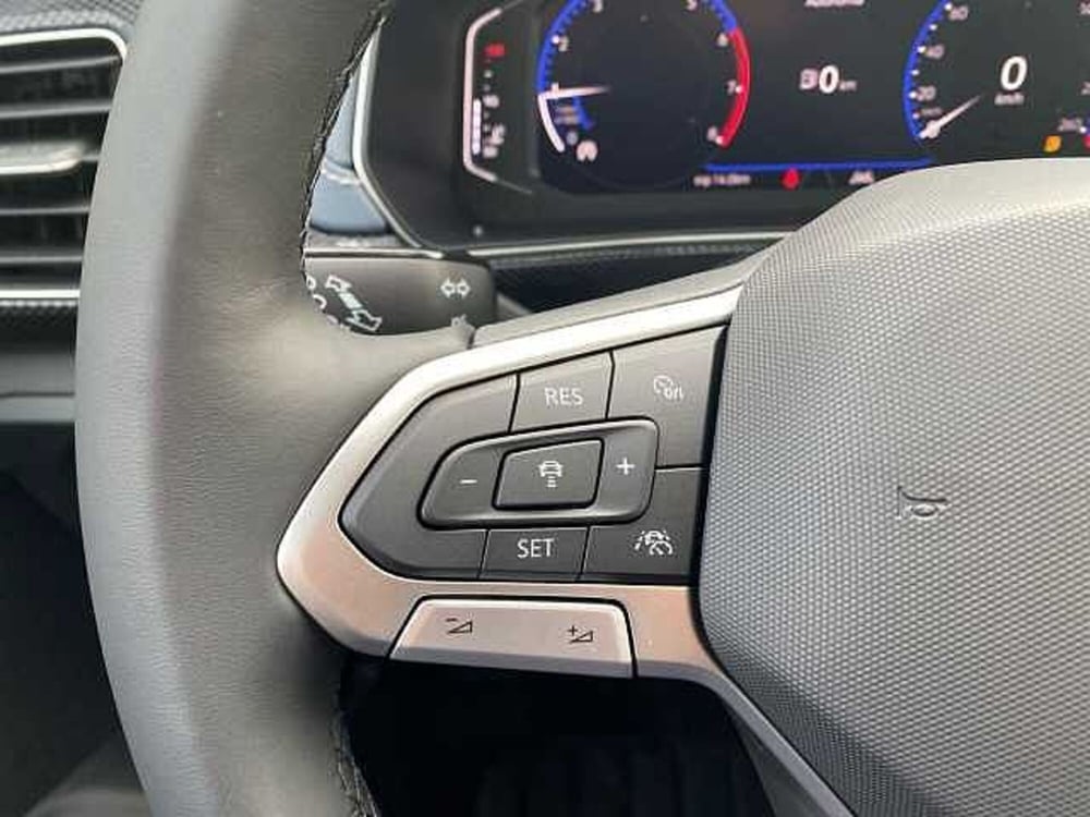 Volkswagen T-Cross nuova a Napoli (20)