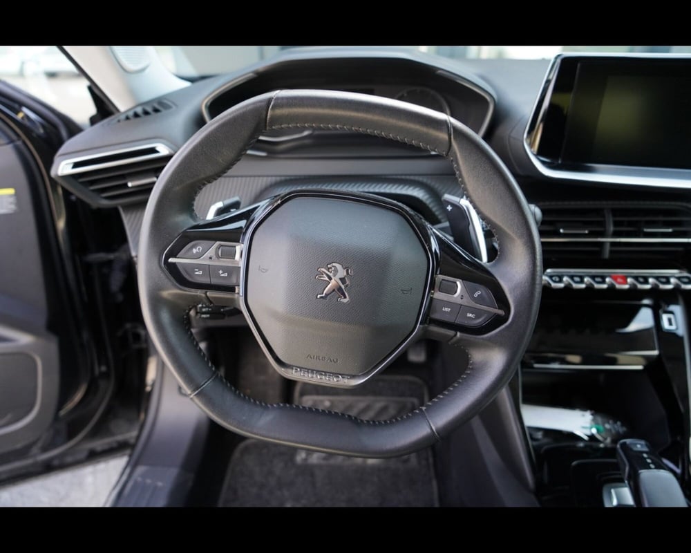 Peugeot 2008 usata a Venezia (9)