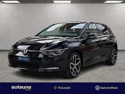 Volkswagen Golf Variant 2.0 TDI SCR DSG Style del 2023 usata a Casoria