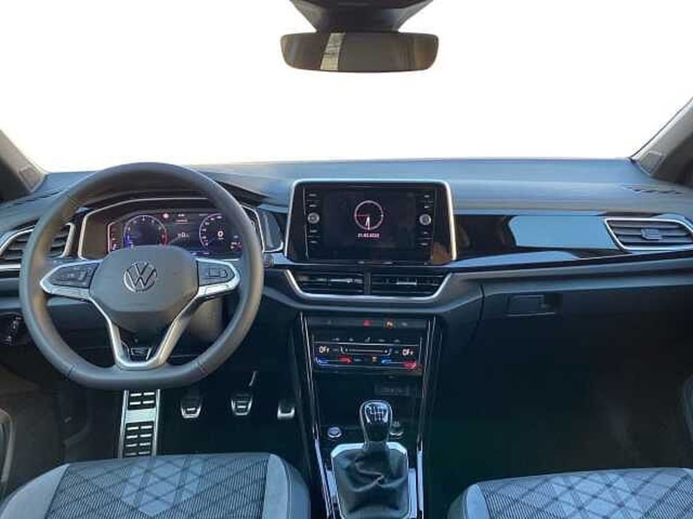 Volkswagen T-Roc nuova a Napoli (14)