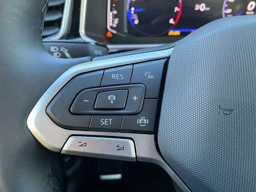 Volkswagen T-Roc nuova a Napoli (20)