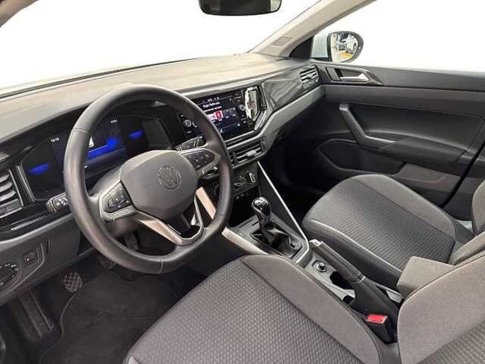 Volkswagen Taigo usata a Napoli (12)