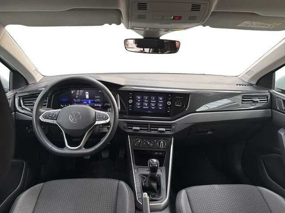 Volkswagen Taigo usata a Napoli (14)