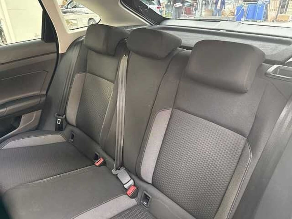 Volkswagen Taigo usata a Napoli (20)