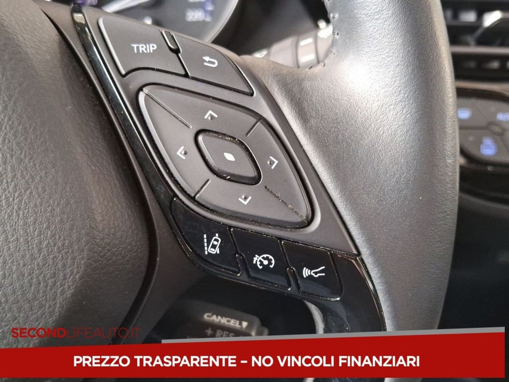 Toyota Toyota C-HR usata a Roma (10)