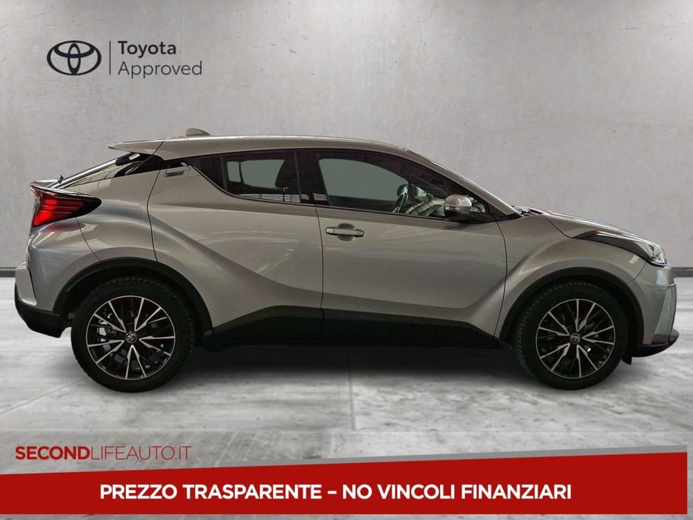 Toyota Toyota C-HR usata a Roma (11)