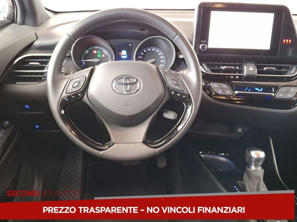 Toyota Toyota C-HR usata a Roma (15)