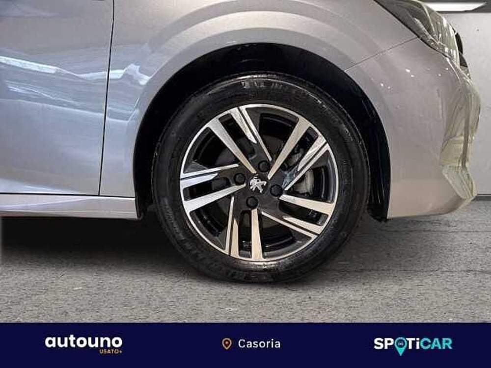 Peugeot 208 usata a Napoli (10)