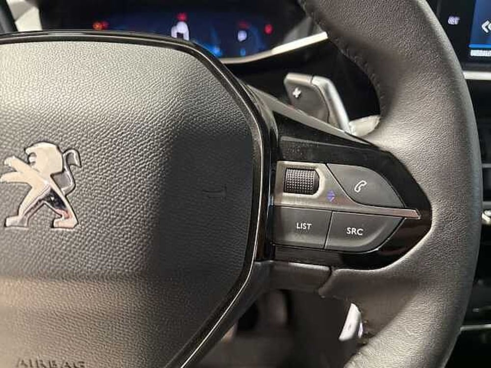 Peugeot 208 usata a Napoli (16)