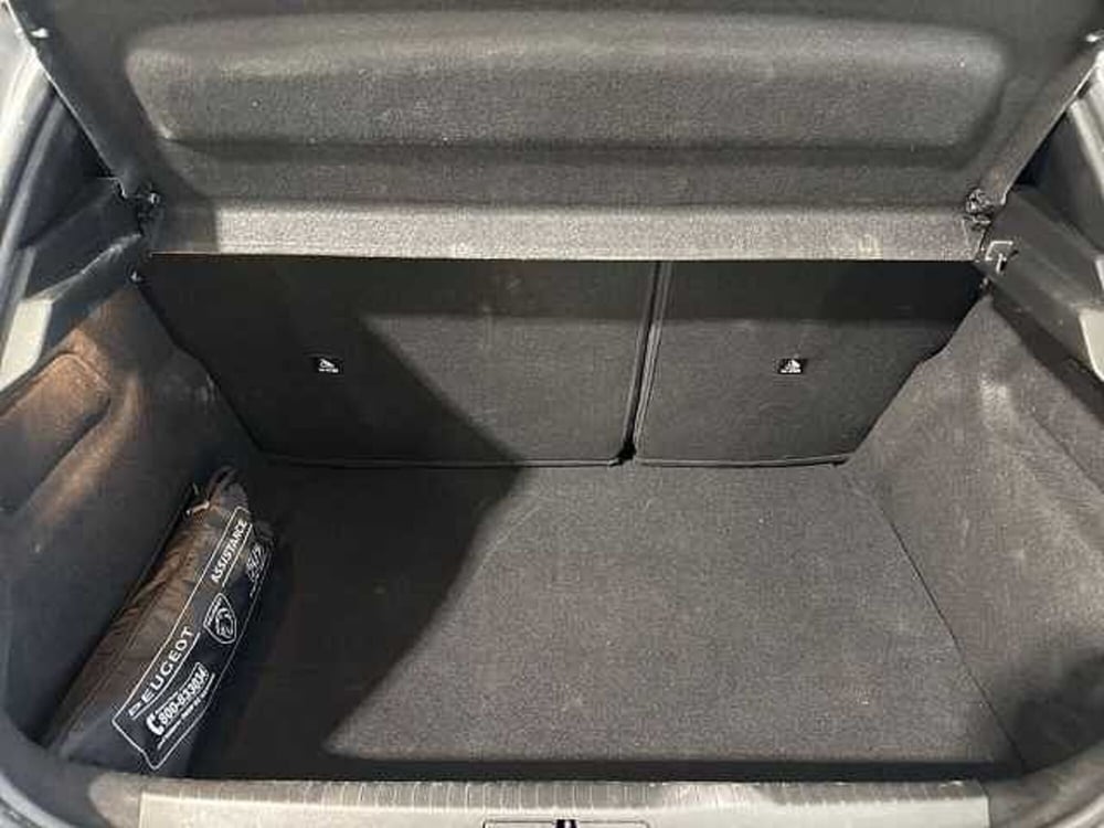 Peugeot 208 usata a Napoli (20)