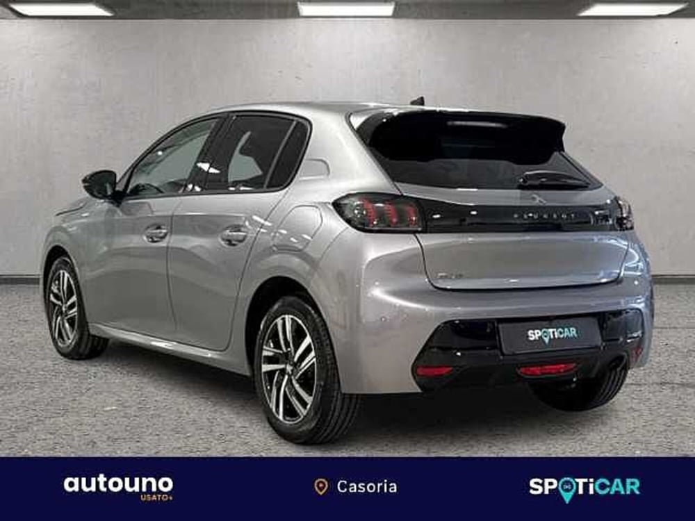 Peugeot 208 usata a Napoli (3)