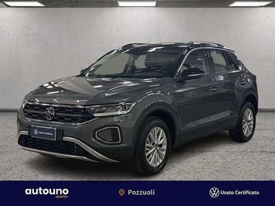 Volkswagen T-Roc 1.5 tsi Life dsg del 2024 usata a Casoria