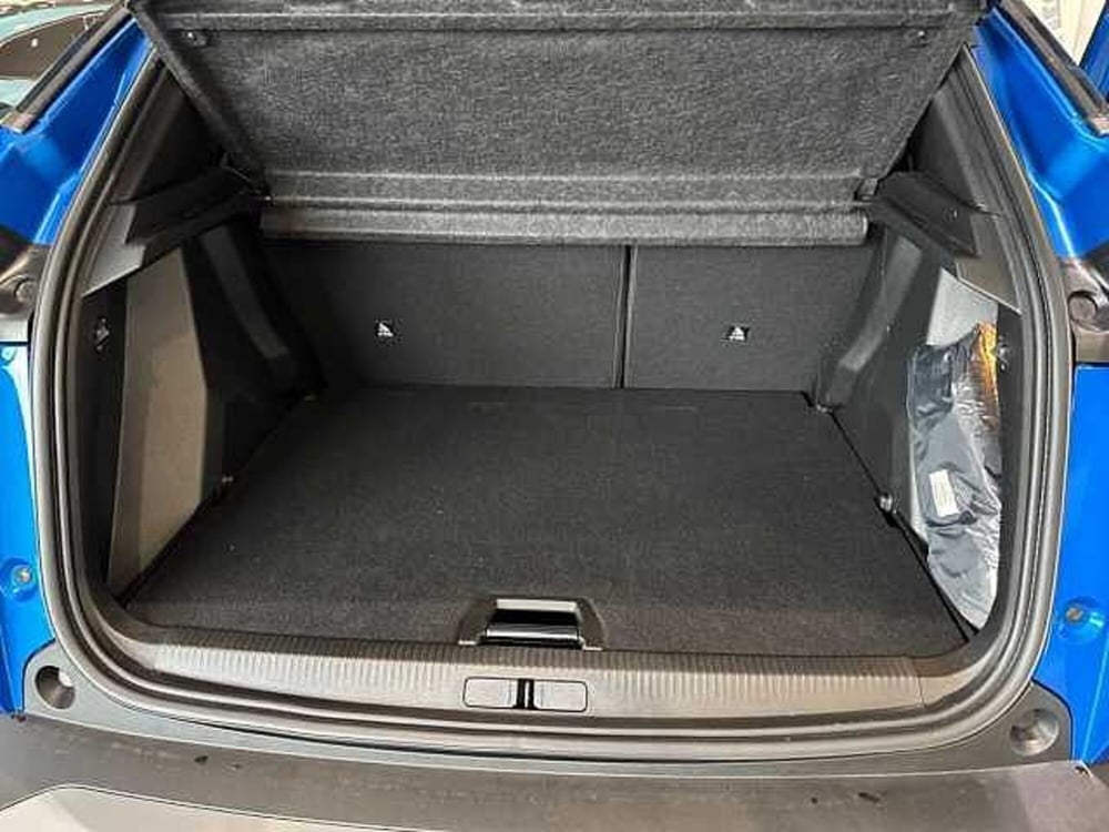 Peugeot 2008 nuova a Napoli (17)