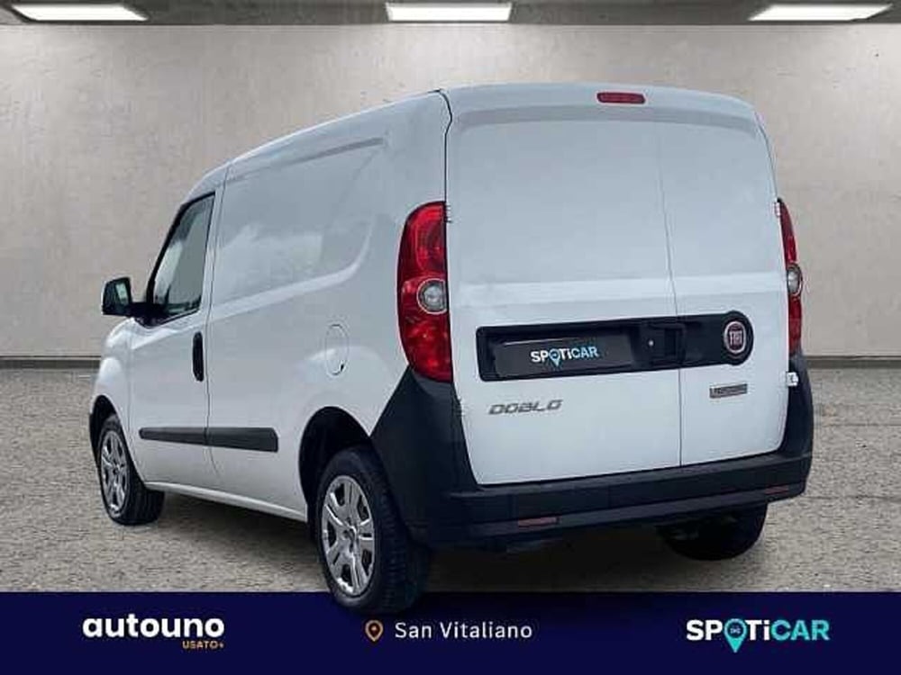 Fiat Doblò Furgone usata a Napoli (3)