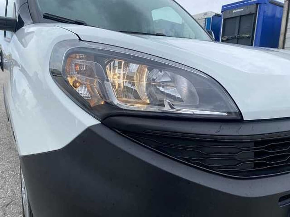 Fiat Doblò Furgone usata a Napoli (9)