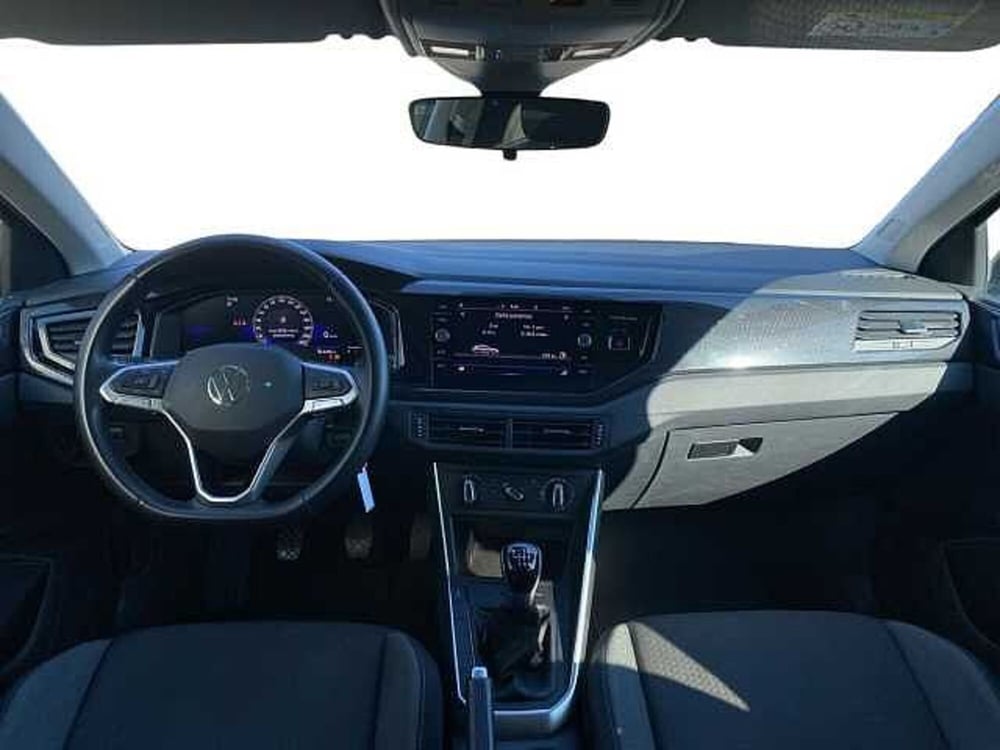 Volkswagen Taigo usata a Napoli (14)