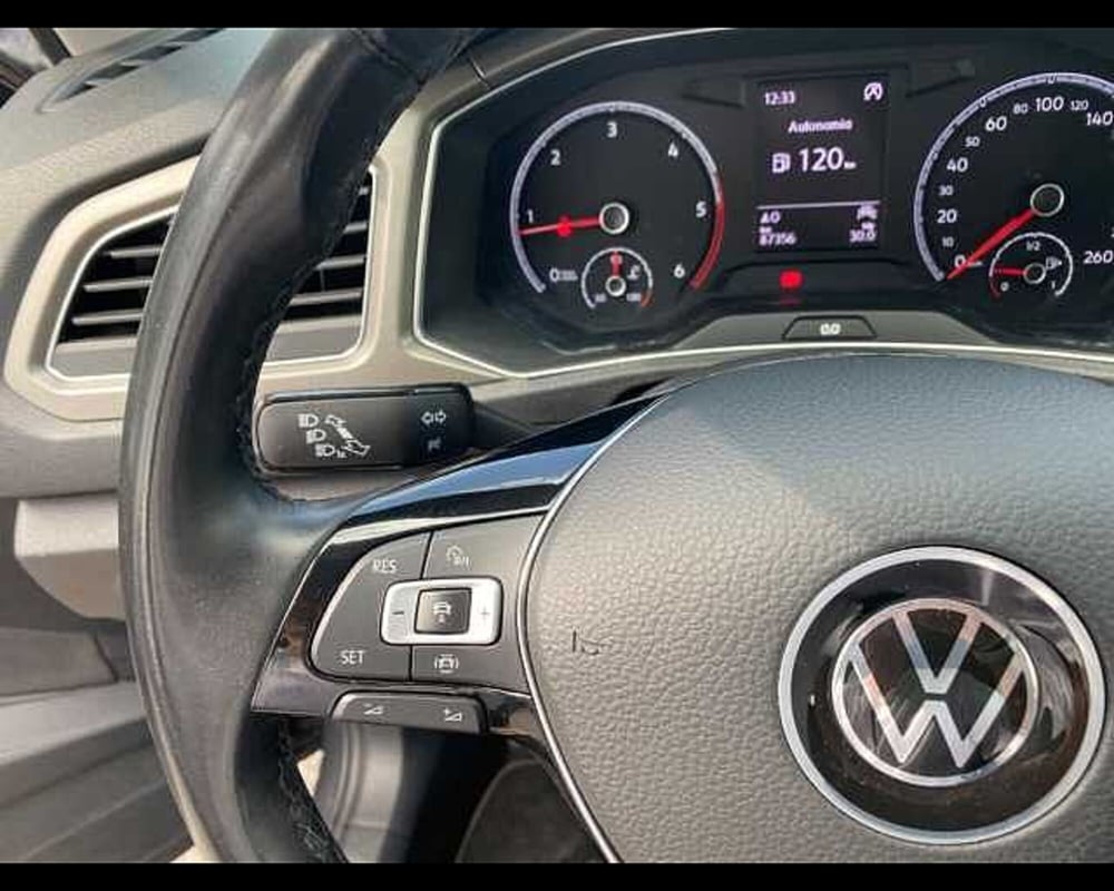 Volkswagen T-Roc usata a Napoli (12)