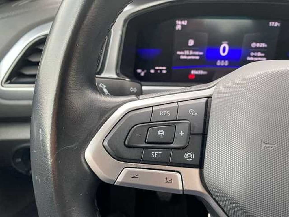 Volkswagen T-Roc usata a Napoli (16)