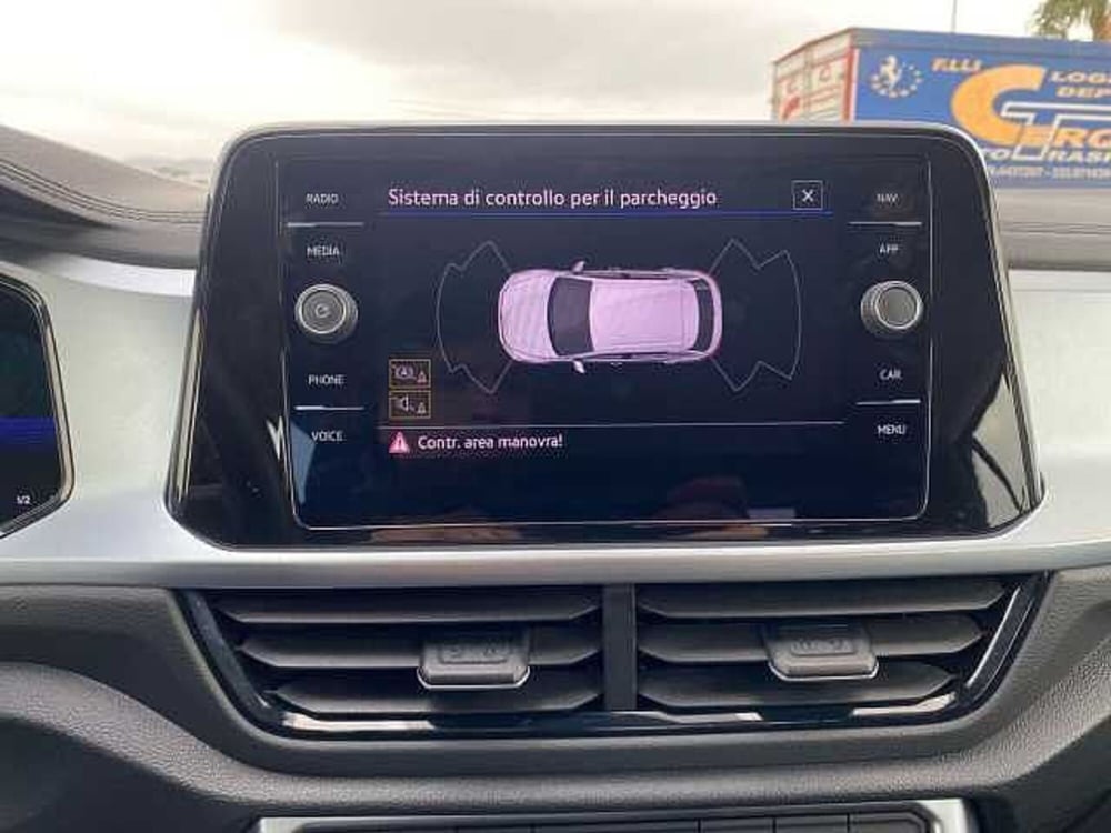 Volkswagen T-Roc usata a Napoli (18)