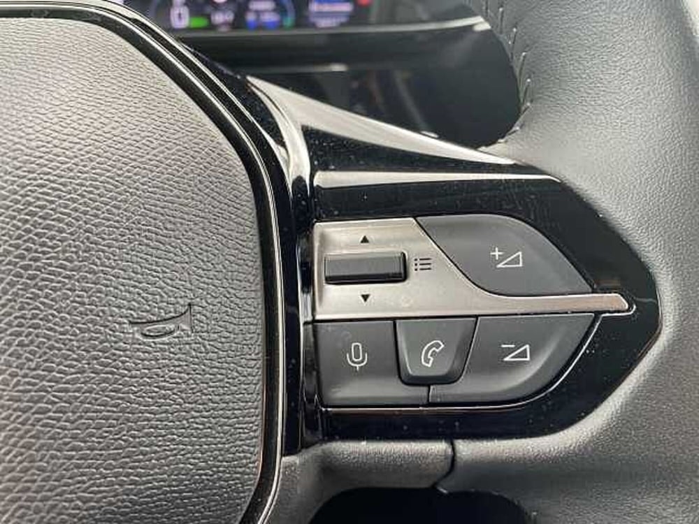 Peugeot 408 usata a Napoli (17)