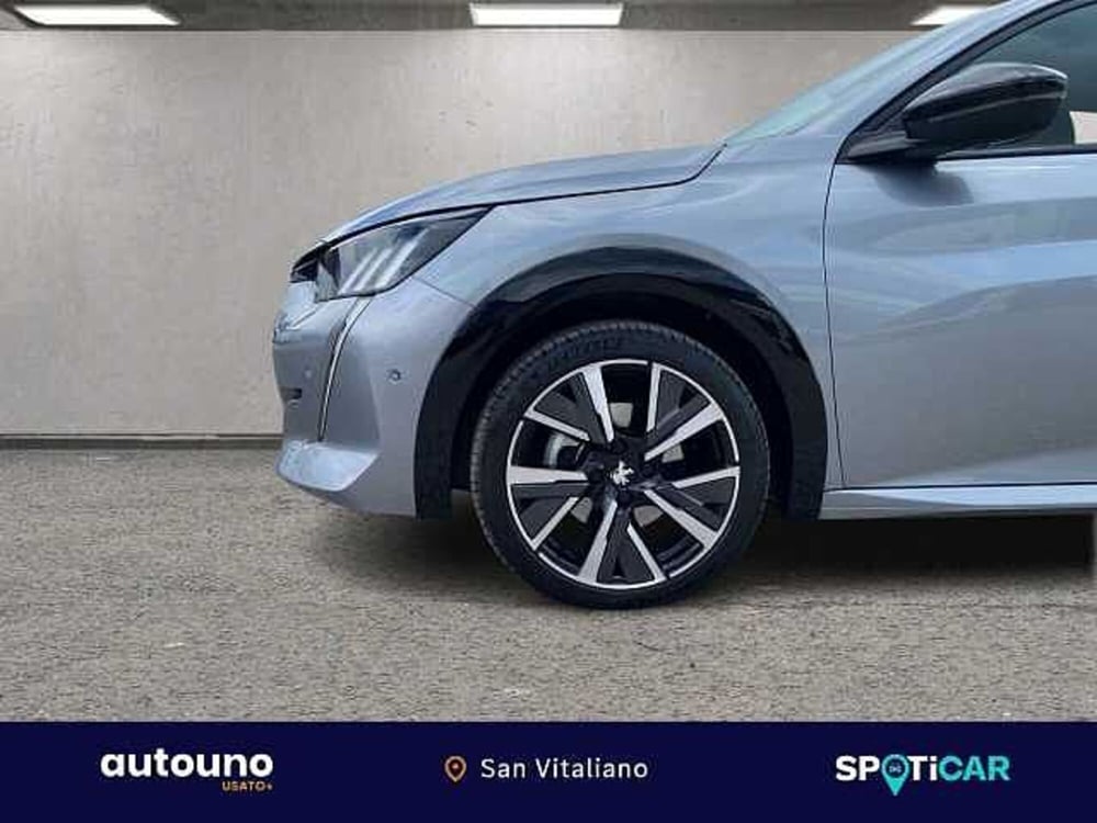 Peugeot 208 usata a Napoli (18)