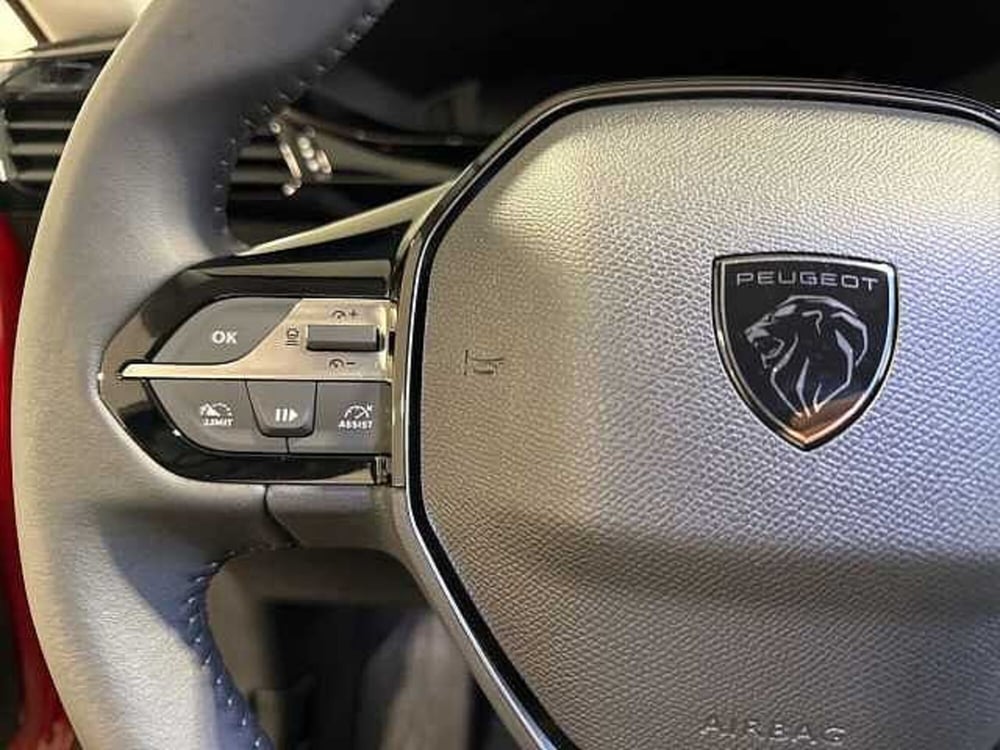 Peugeot 408 nuova a Napoli (15)