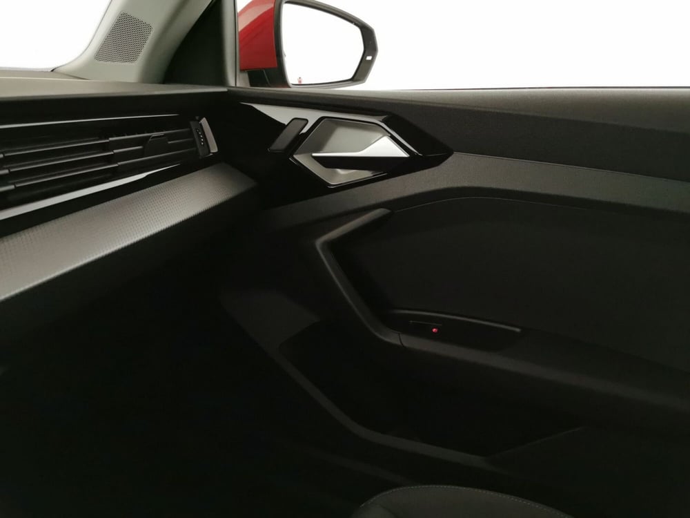 Audi A1 allstreet usata a Chieti (16)