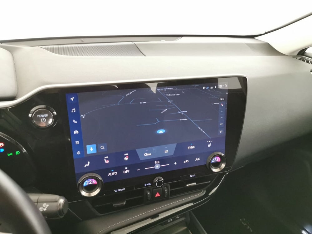 Lexus NX usata a Chieti (13)
