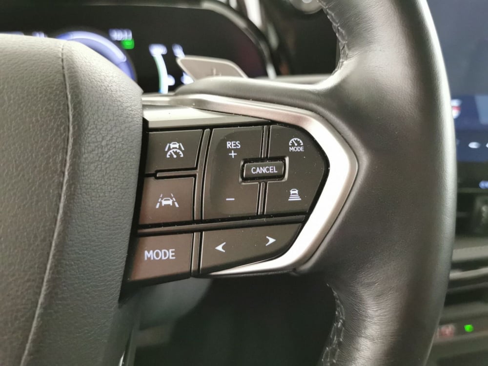 Lexus NX usata a Chieti (16)