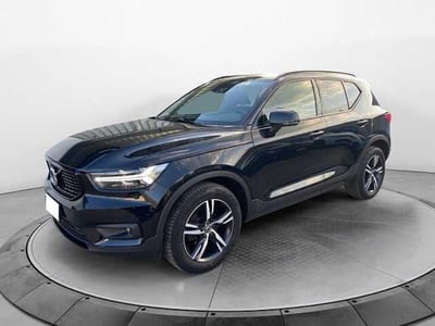 Volvo XC40 T3 Geartronic R-design del 2021 usata a Siena