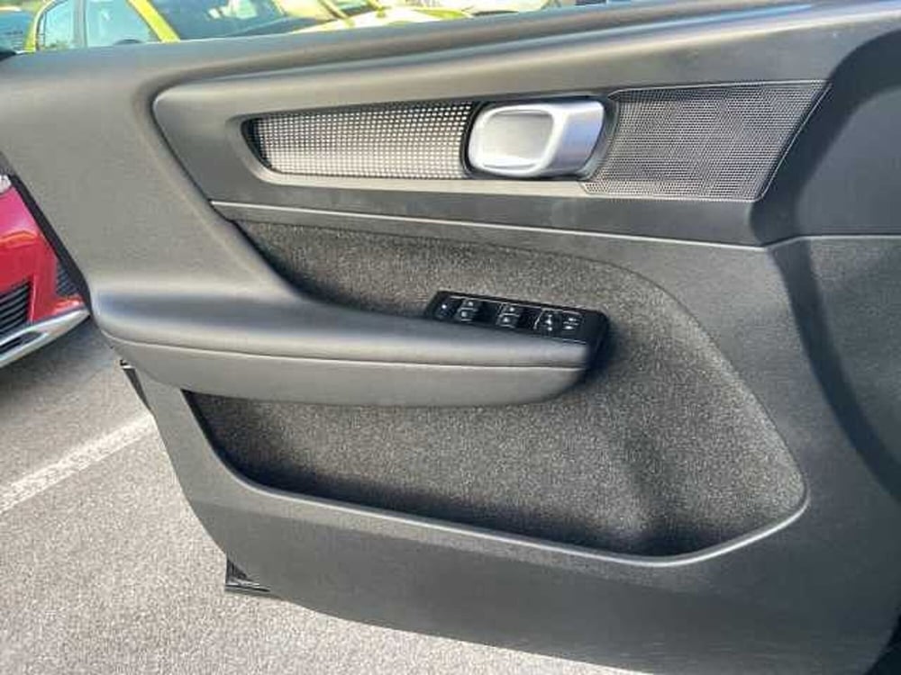 Volvo XC40 usata a Siena (16)