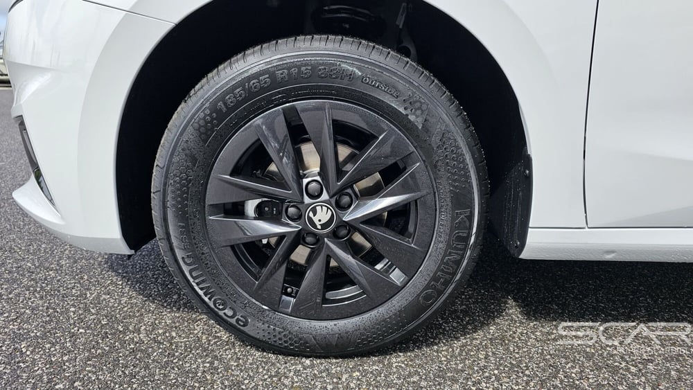 Skoda Fabia nuova a Livorno (10)