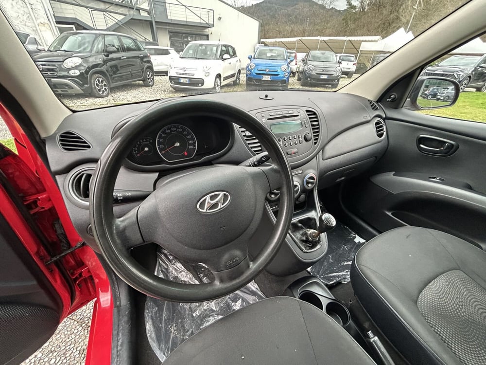 Hyundai i10 usata a La Spezia (9)