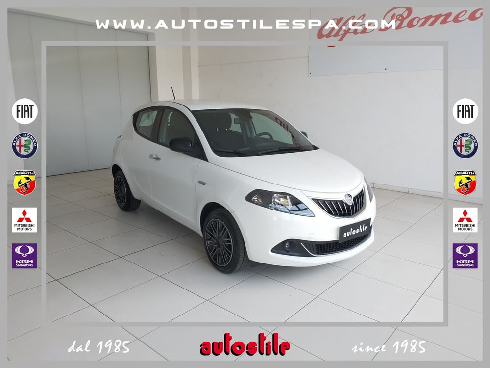 Lancia Ypsilon nuova a Reggio Emilia