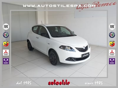 Lancia Ypsilon 1.0 FireFly 5 porte S&amp;S Hybrid Gold Plus nuova a Scandiano