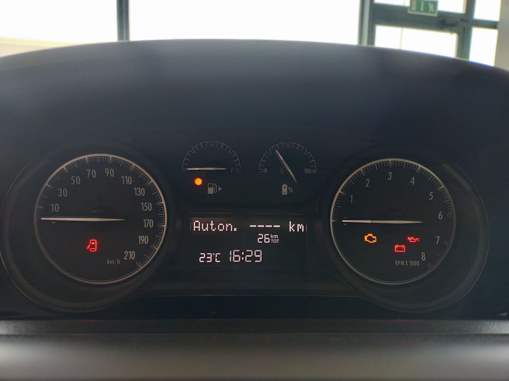 Lancia Ypsilon nuova a Reggio Emilia (13)