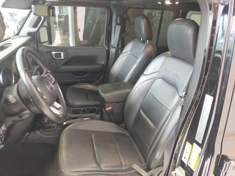 Jeep Wrangler Unlimited usata a Reggio Emilia (9)