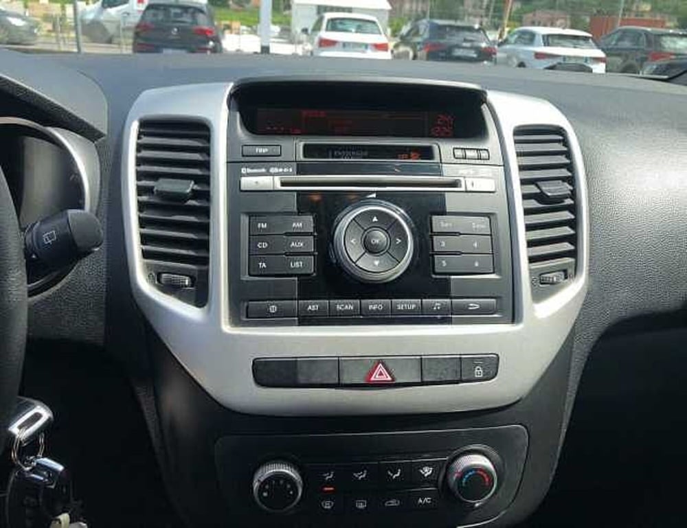 Kia Venga usata a Lucca (12)