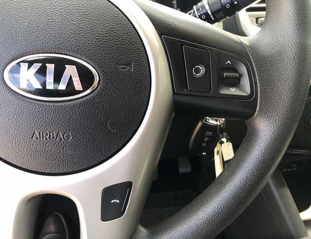 Kia Venga usata a Lucca (13)