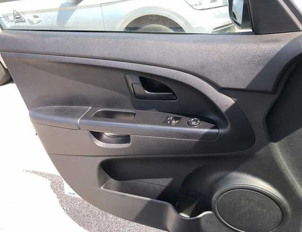 Kia Venga usata a Lucca (14)