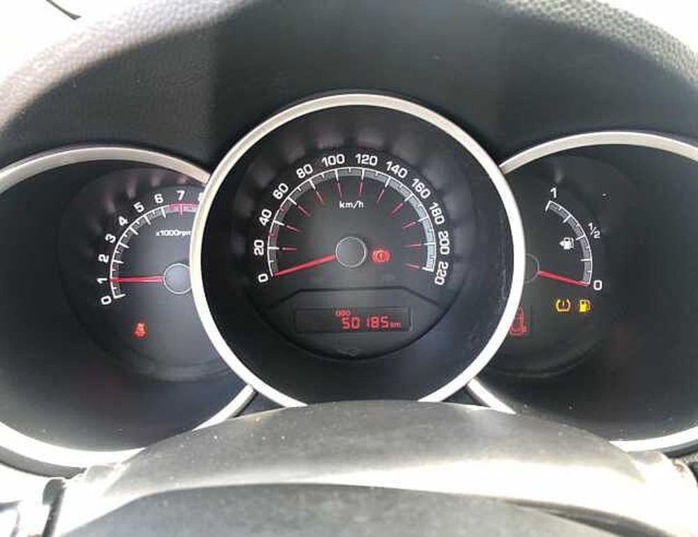 Kia Venga usata a Lucca (16)