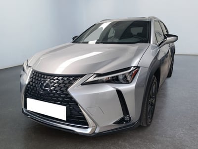 Lexus UX Hybrid Urban del 2023 usata a Modena