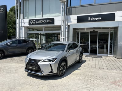 Lexus UX Hybrid 4WD Luxury del 2021 usata a San Lazzaro di Savena