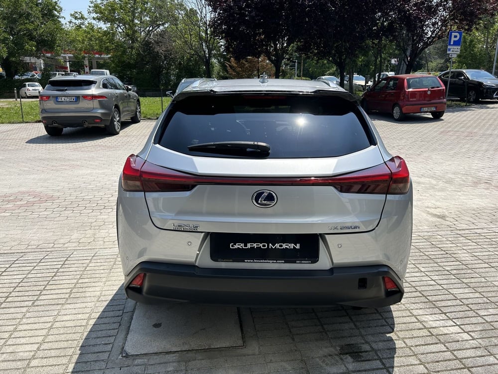 Lexus UX usata a Bologna (7)
