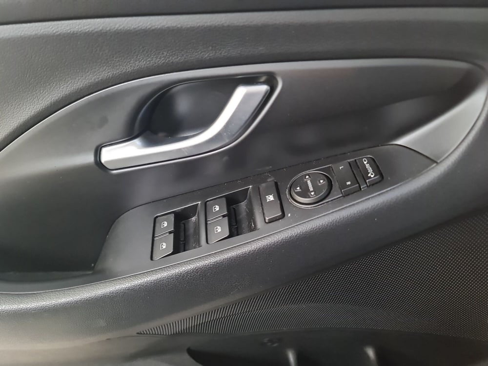 Hyundai i30 usata a Bologna (13)