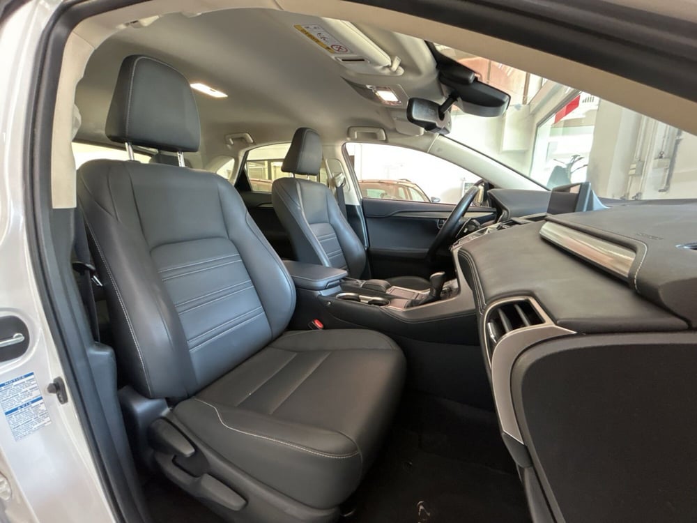 Lexus NX usata a Bologna (12)
