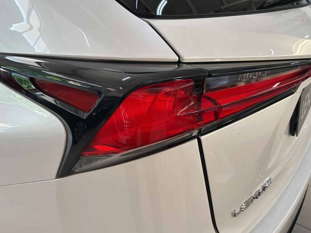 Lexus NX usata a Bologna (20)