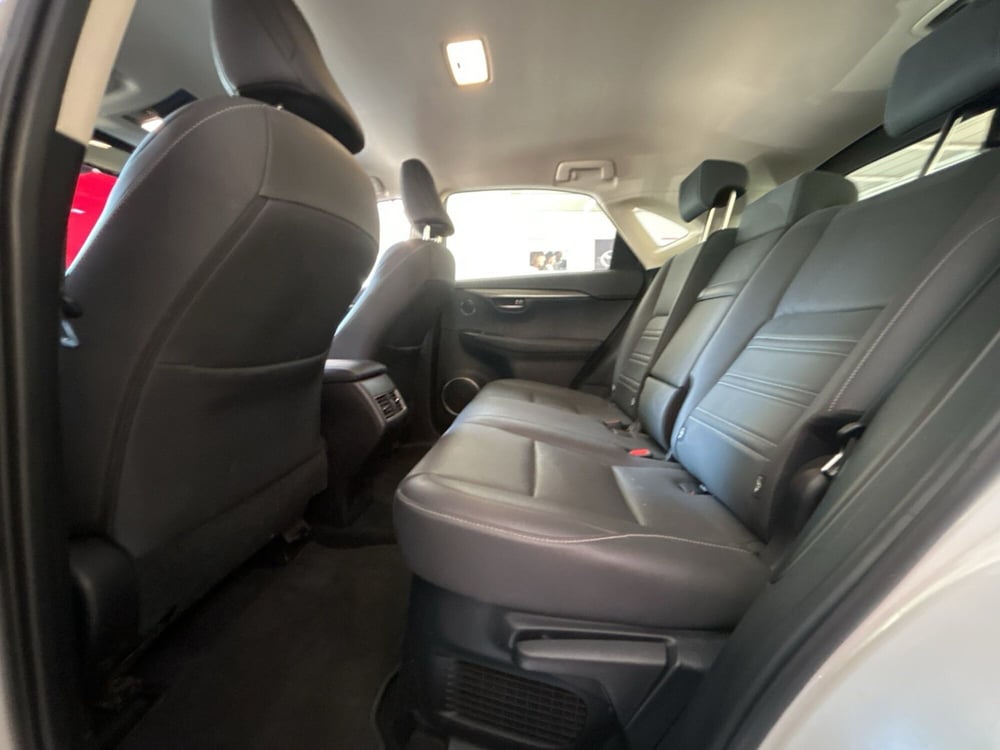 Lexus NX usata a Bologna (9)
