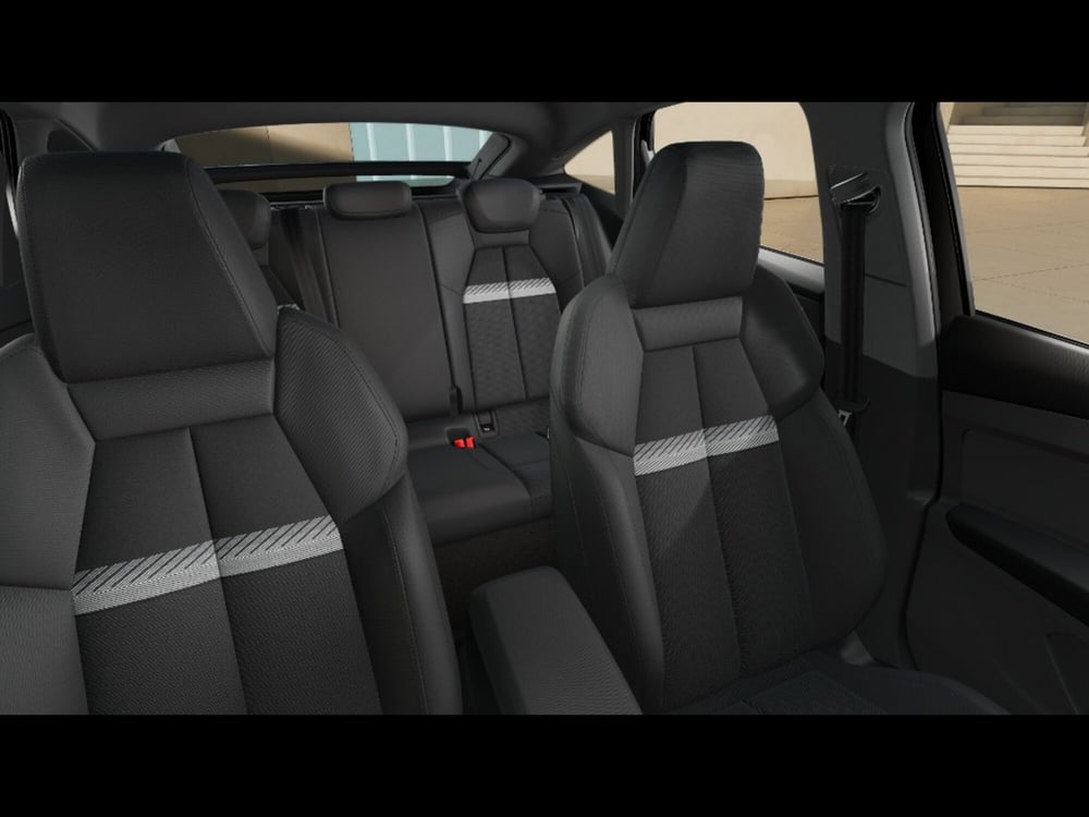 Audi Q4 Sportback nuova a Pisa (11)
